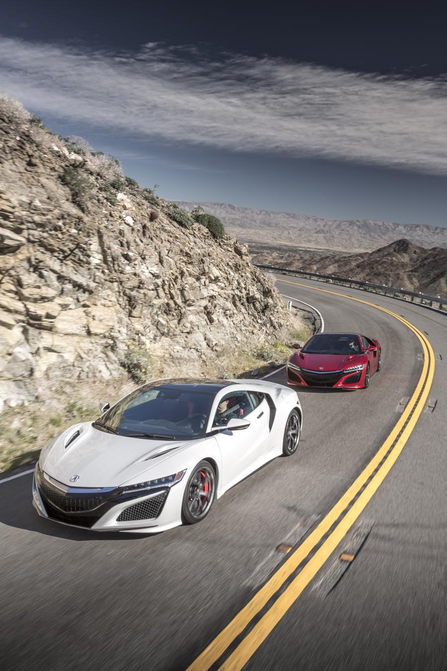  Acura NSX 2016 года  (NA) (фото 52 из 286)